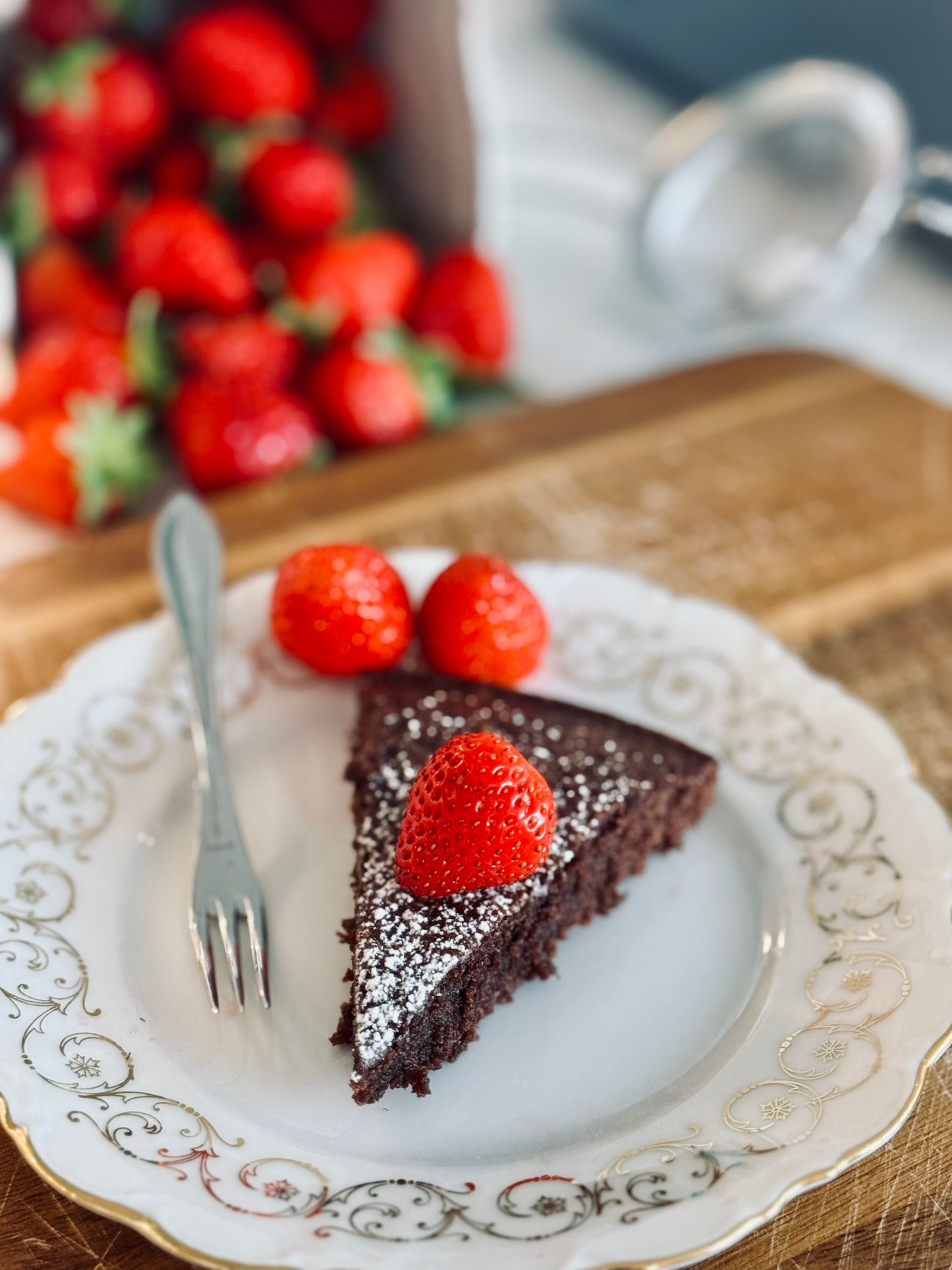 Kladdkaka (Gooey Swedish Chocolate Cake)